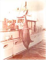 Emilio Botin with one of three Granders caught in 2 days on Avalon